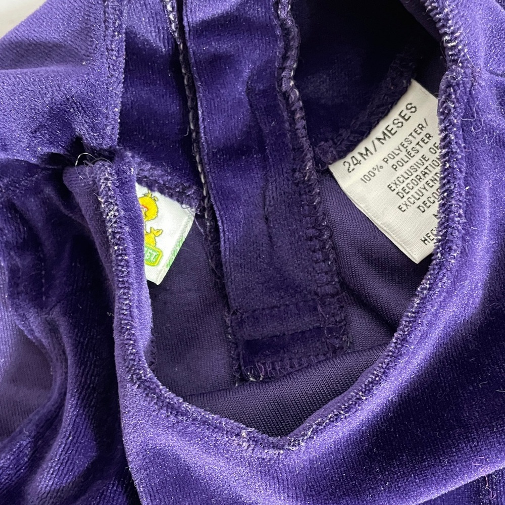 Sesame Street Velvet Top and Bottom Deep Purple with Cat Embroidery - Picture 3 of 8